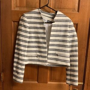 Calvin Klein Women’s Size 4 Cropped Blazer